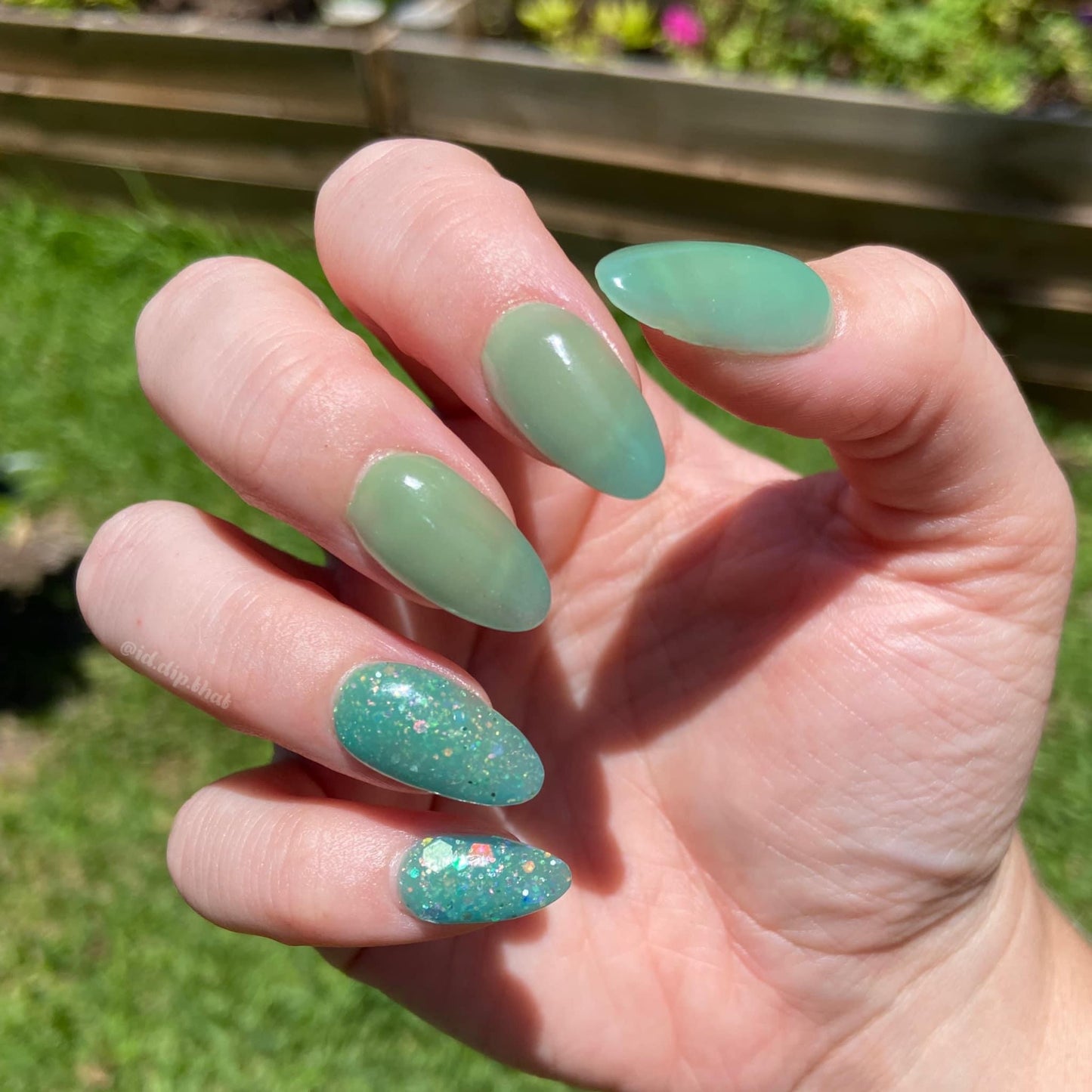Cover Me In Sunshine (UV,G)