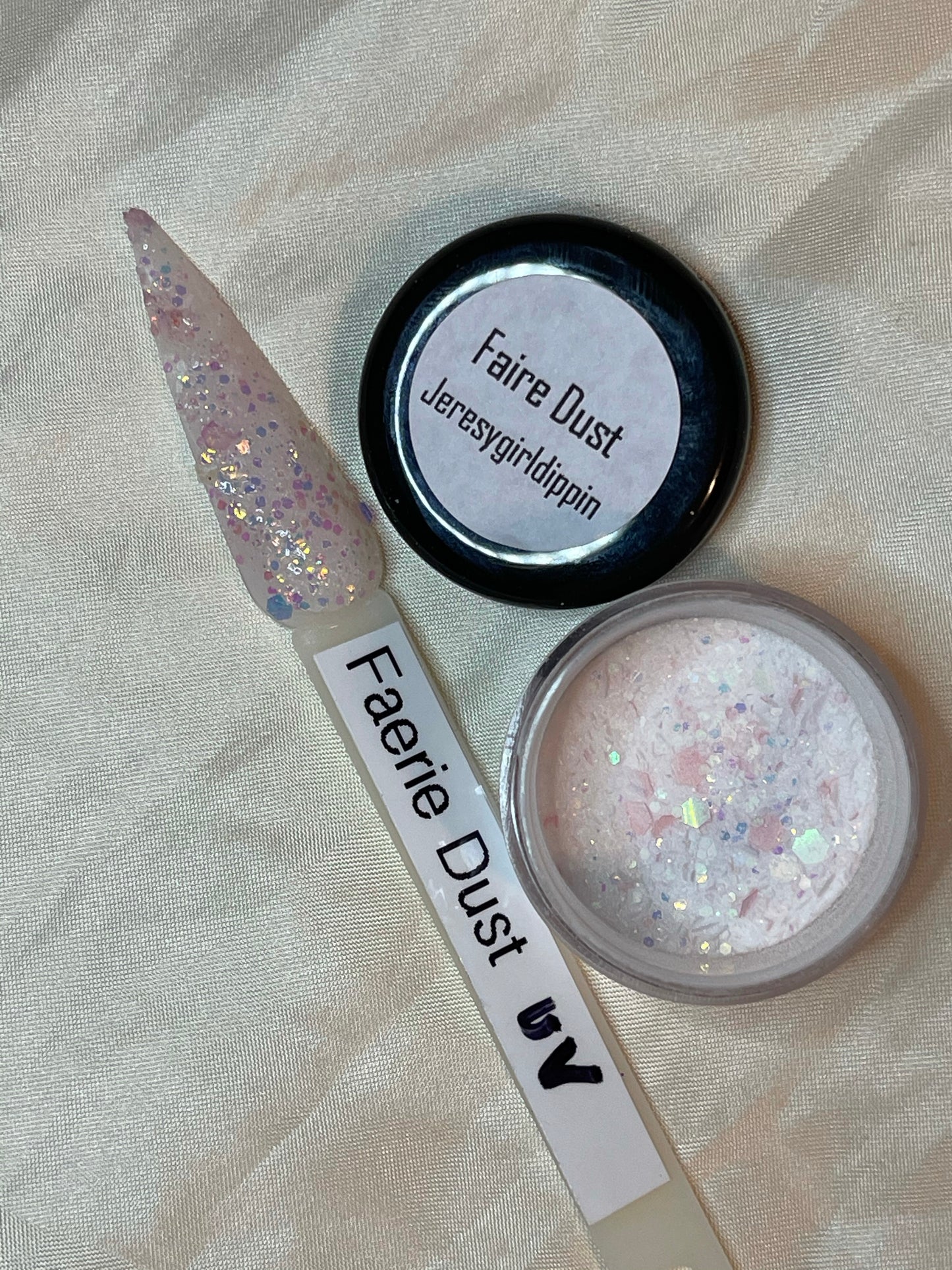 Faire Dust (G,UV)